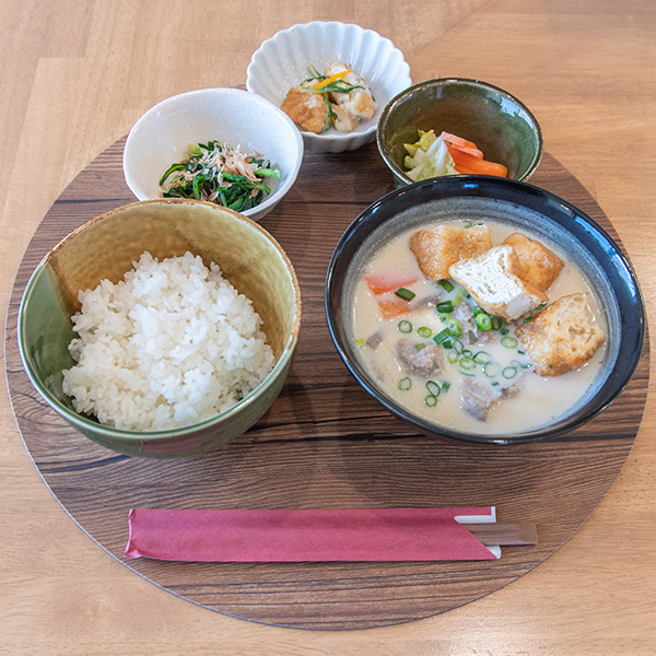 すぐ定食（白）