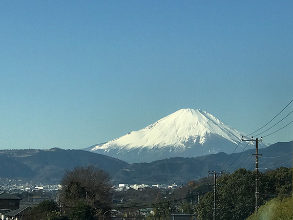 善波トンネルから見た富士山