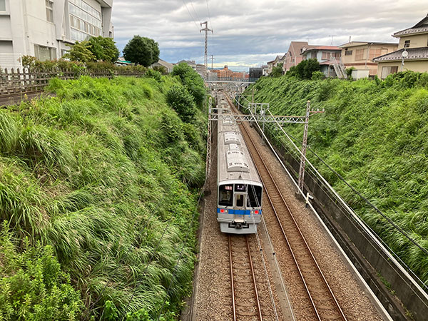 巻頭跨線橋（かんどうこせんきょう）